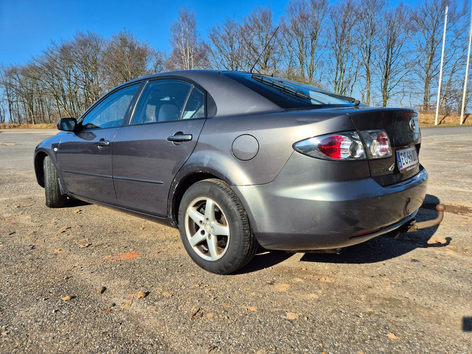 Mazda 6 2,0 Advance 4d