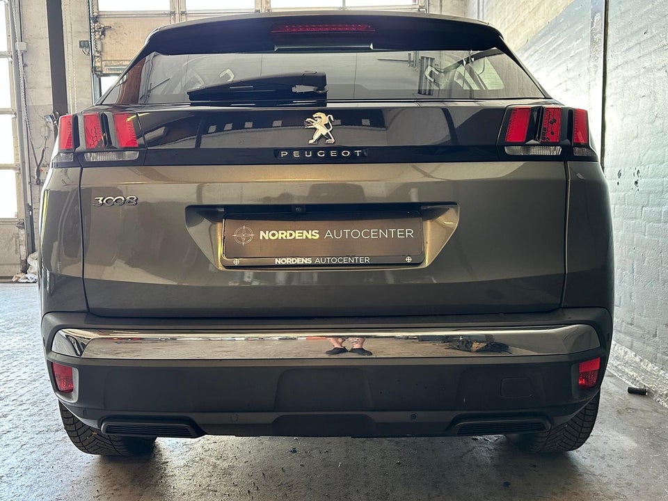 Peugeot 3008 1,6 BlueHDi 120 Allure EAT6 5d