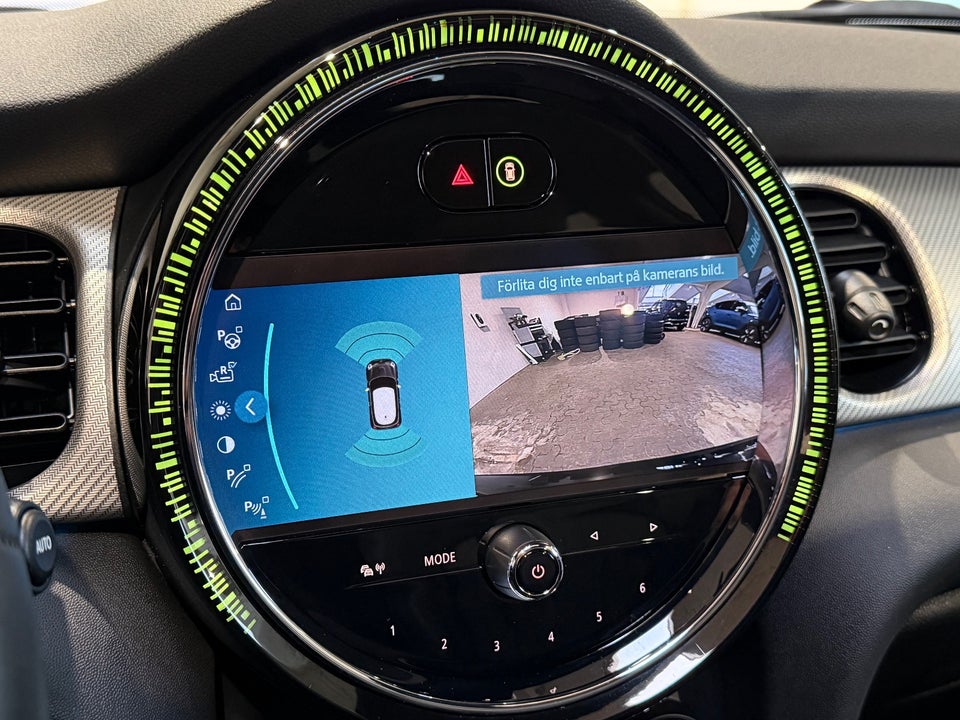 MINI Cooper SE Maximise 3d