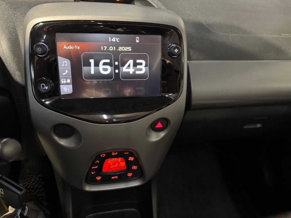 Toyota Aygo 1,0 VVT-i x-sky 5d