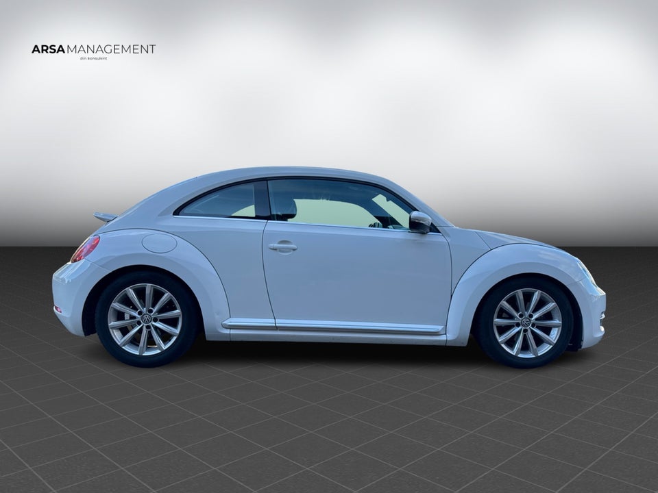 VW The Beetle 1,6 TDi 105 Design BMT 2d