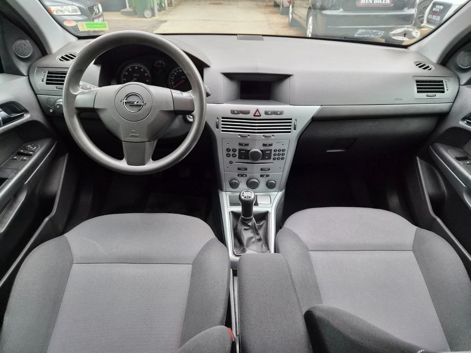 Opel Astra 1,6 16V 115 Classic Wagon 5d