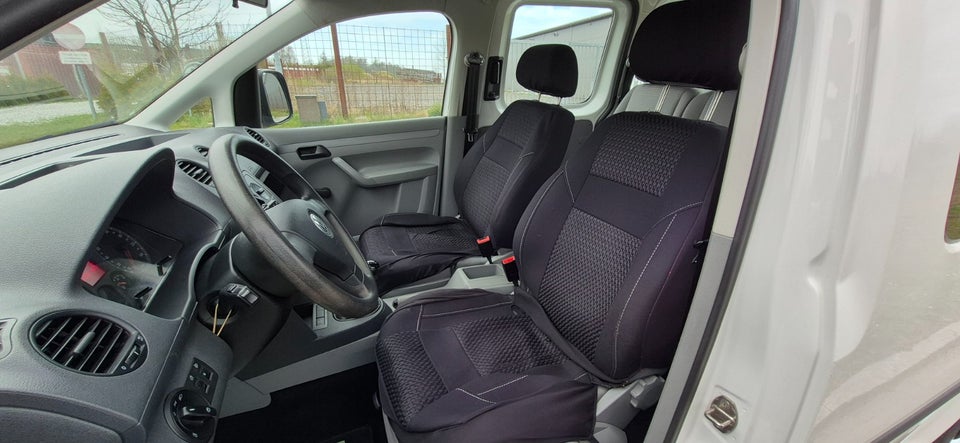 VW Caddy 1,9 TDi 75 4d