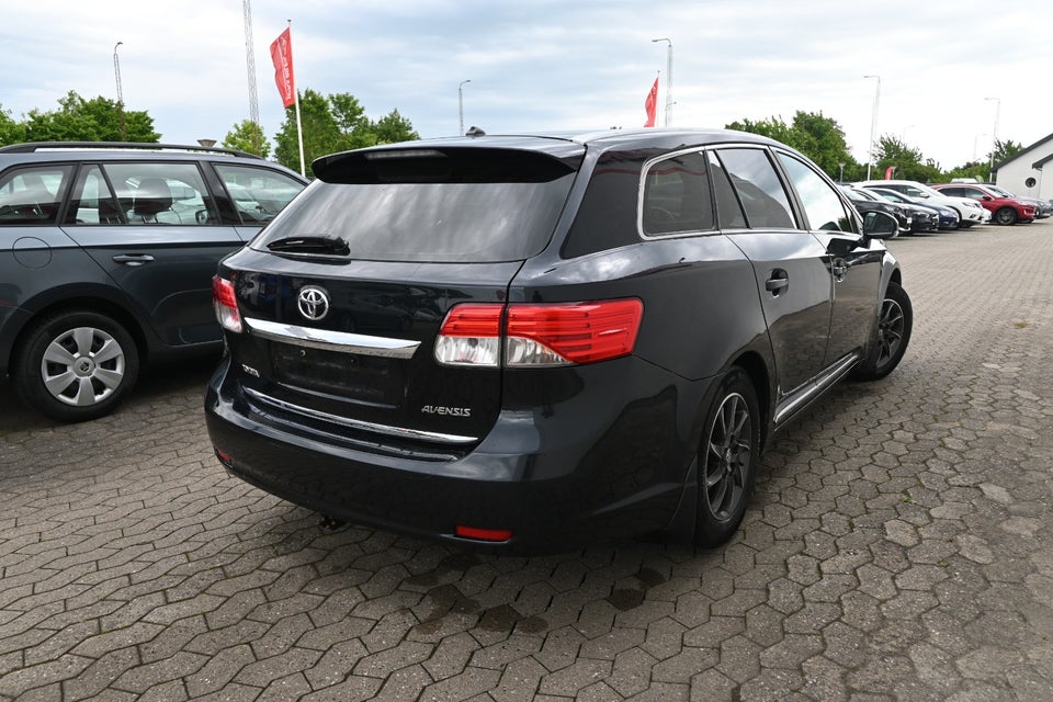 Toyota Avensis 2,0 D-4D T2 Touch stc. 5d