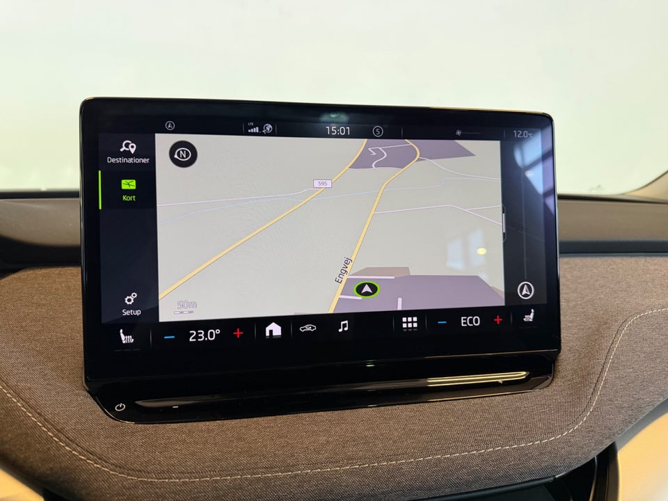 Skoda Enyaq 80 iV Plus Lodge 5d