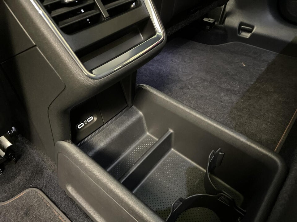 Skoda Enyaq 60 iV Suite 5d