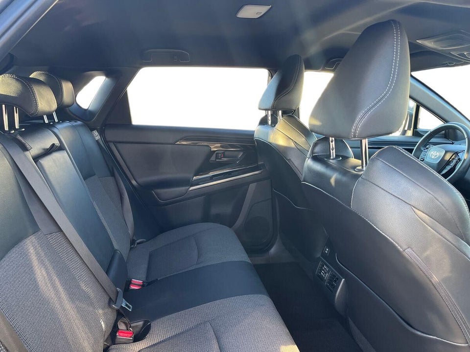 Toyota bZ4X Active 5d