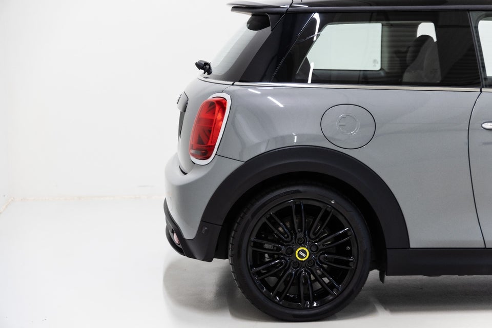 MINI Cooper SE Camden Edition 3d
