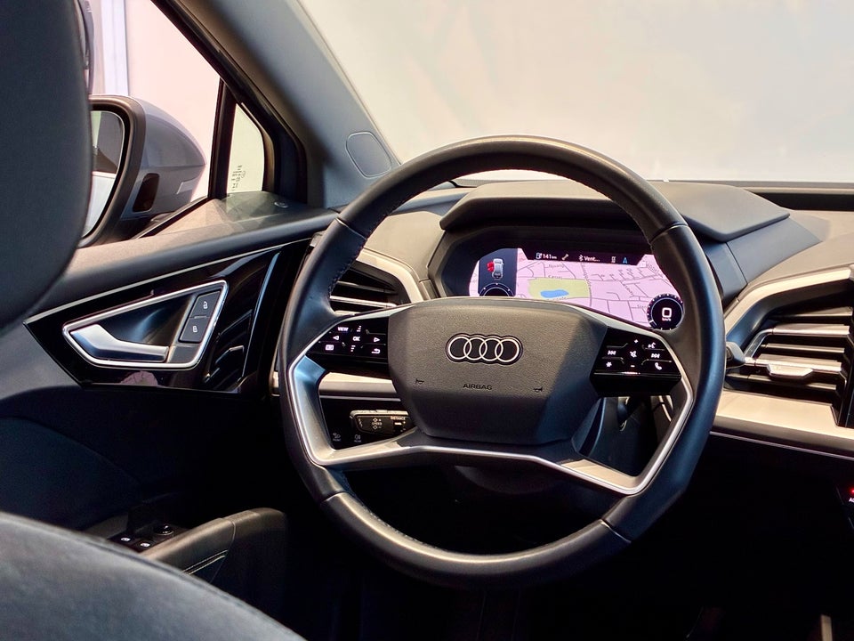 Audi Q4 e-tron 40 S-line 5d