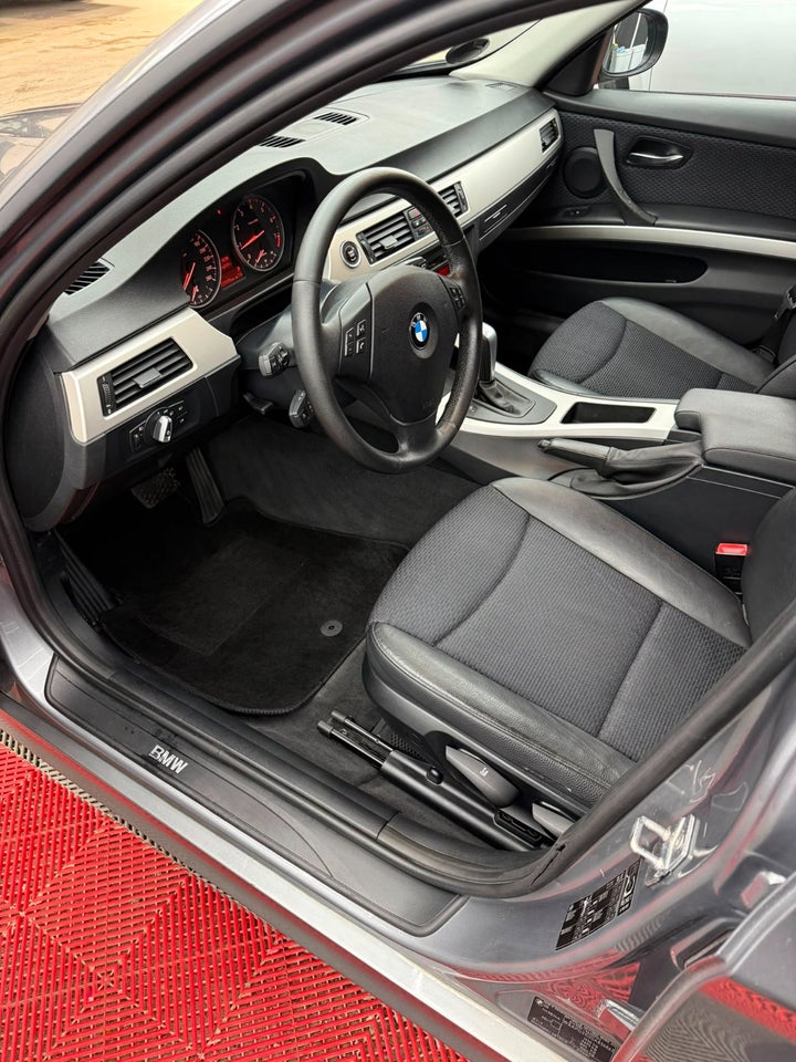 BMW 320i 2,0 Steptr. 4d