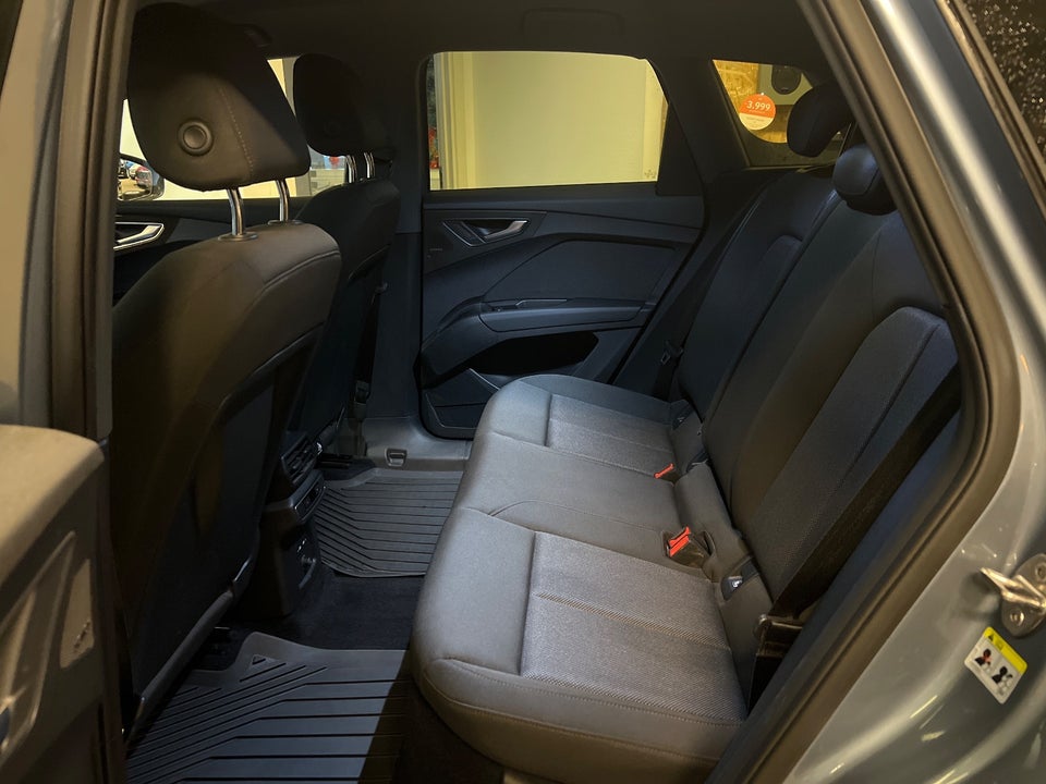 Audi Q4 e-tron 40  5d