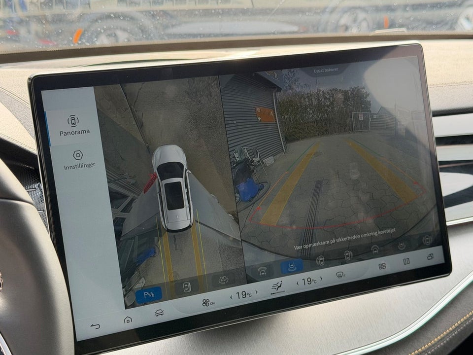 BYD Tang 109 Flagship AWD 7prs 5d