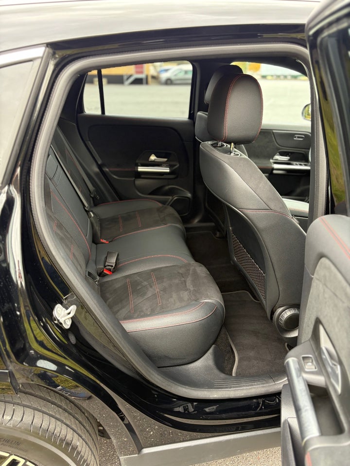 Mercedes EQA350 AMG Line 4Matic 5d