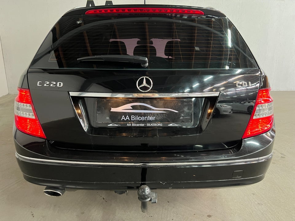 Mercedes C220 2,2 CDi Avantgarde stc. aut. 5d