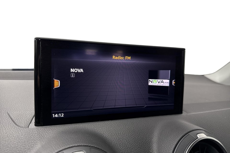 Audi Q2 35 TFSi Prestige S-tr. 5d