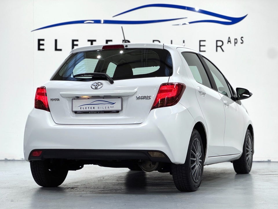 Toyota Yaris 1,0 VVT-i T2 5d