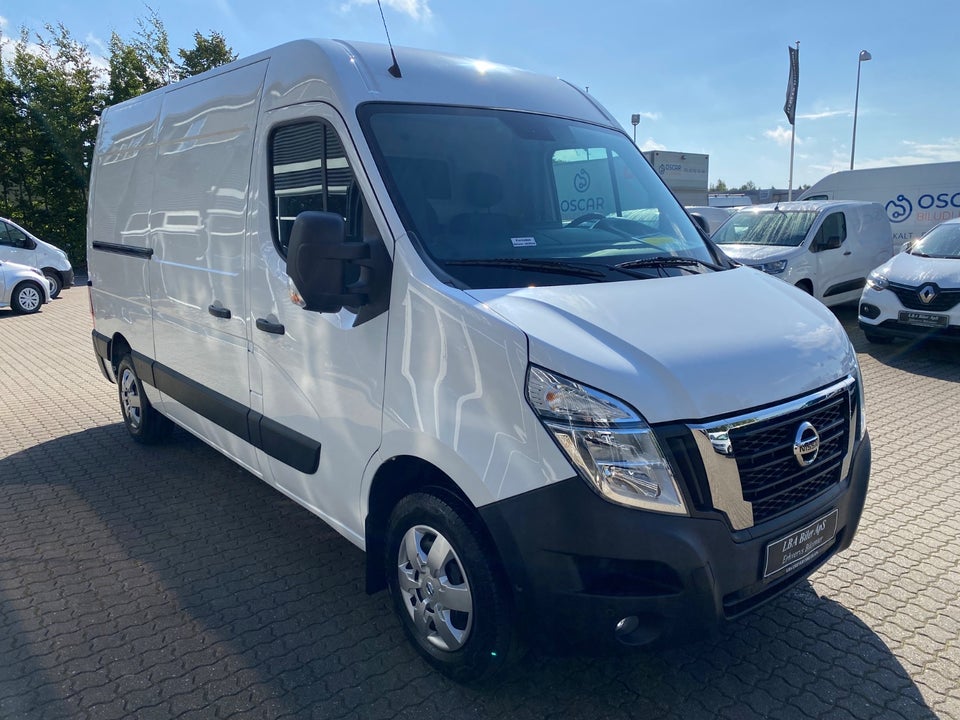 Nissan Interstar 2,3 dCi 150 L2H2 Acenta Van