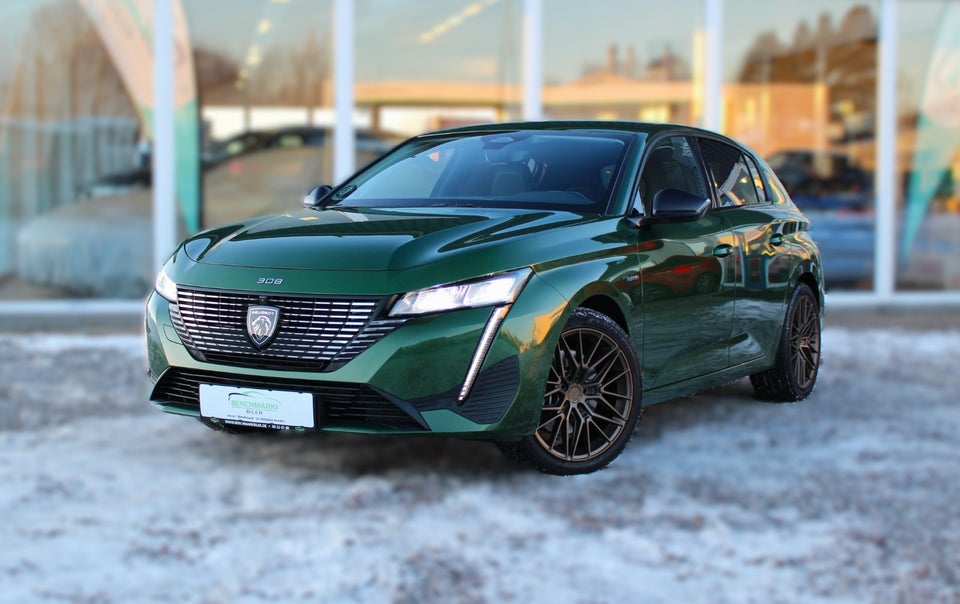 Peugeot 308 1,6 Hybrid First Selection EAT8 5d