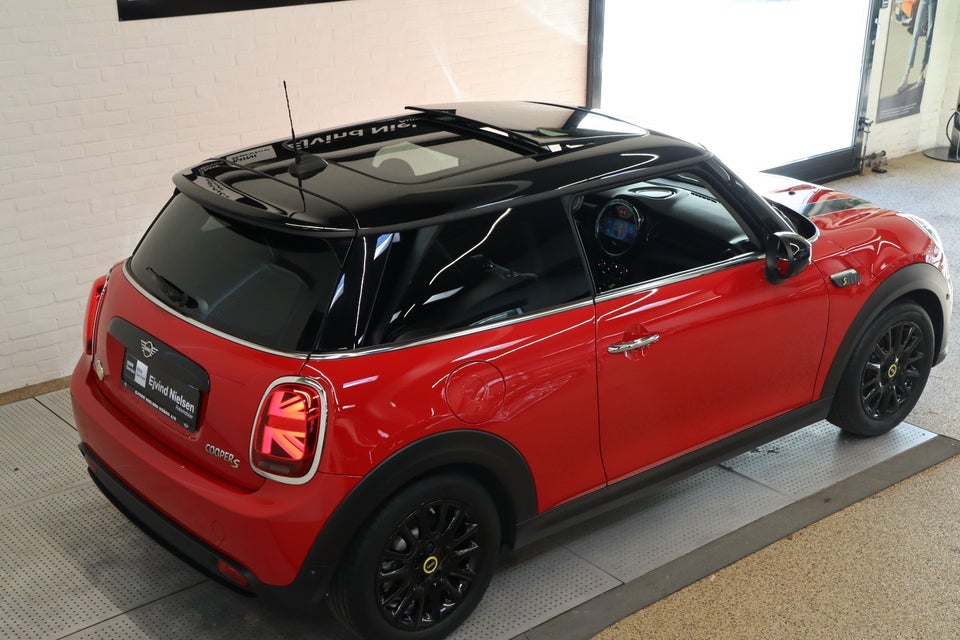 MINI Cooper SE Edition Premium Plus 3d