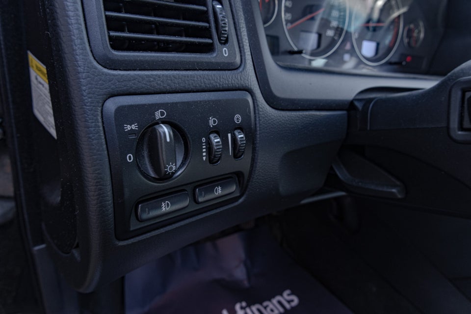 Volvo V70 2,4 140 5d