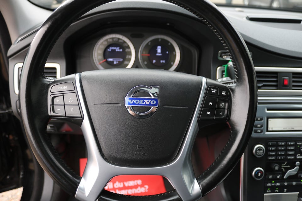 Volvo V70 2,4 D5 205 aut. 5d