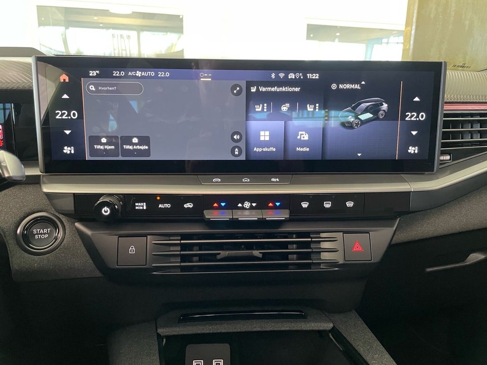 Opel Grandland-e 73 GS Sky 5d