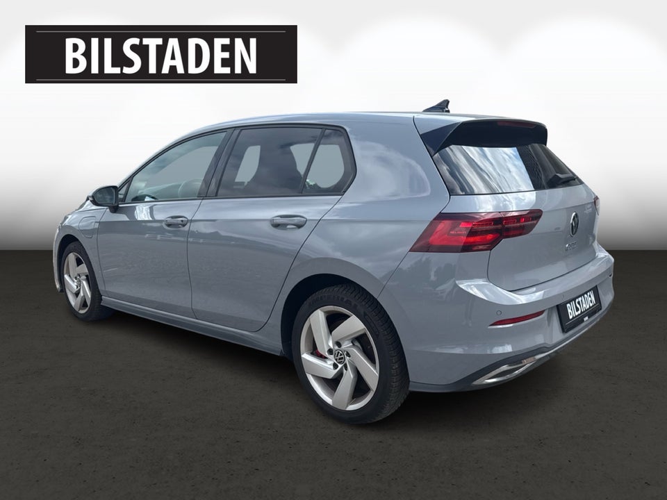 VW Golf VIII 1,4 GTE DSG 5d