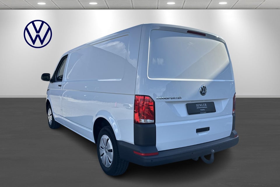 VW Transporter 2,0 TDi 150 Kassevogn lang