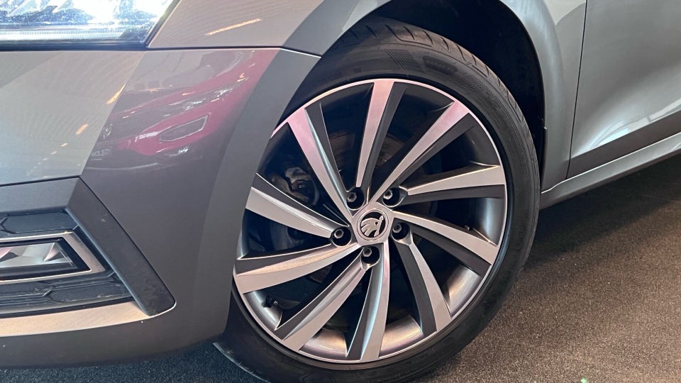 Skoda Octavia 2,0 TDi 150 Style Combi DSG 5d