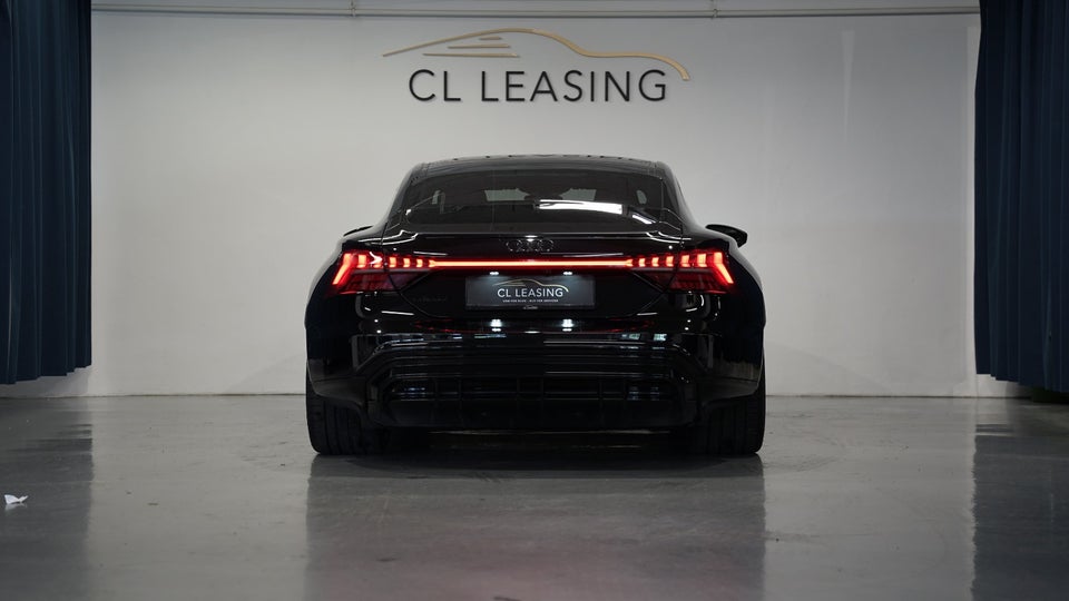 Audi e-tron GT quattro 4d