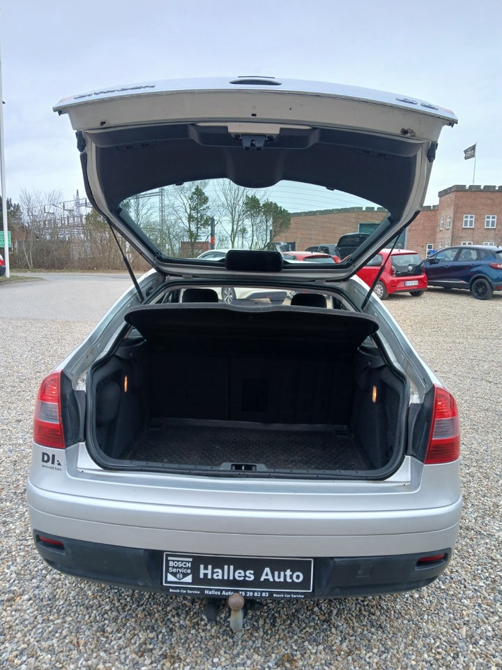 Citroën C5 1,8i 16V Prestige S 5d