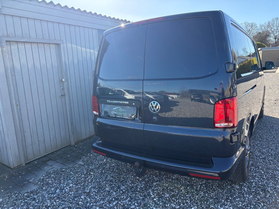 VW Transporter 2,0 TDi 150 Kassevogn DSG lang