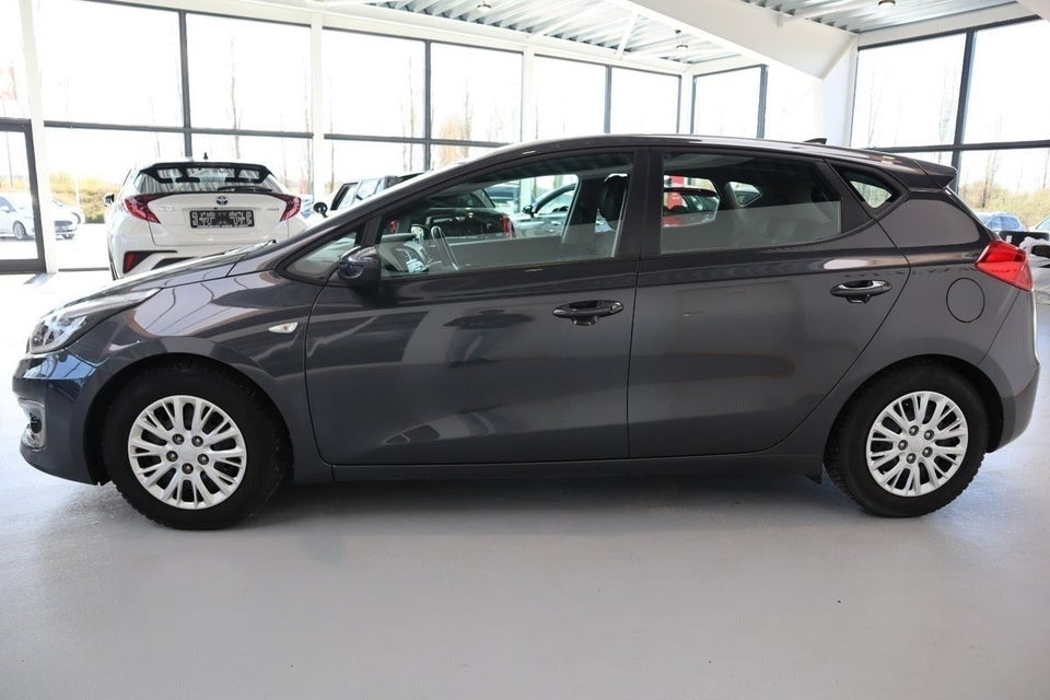 Kia Ceed 1,0 T-GDi Style Limited 5d