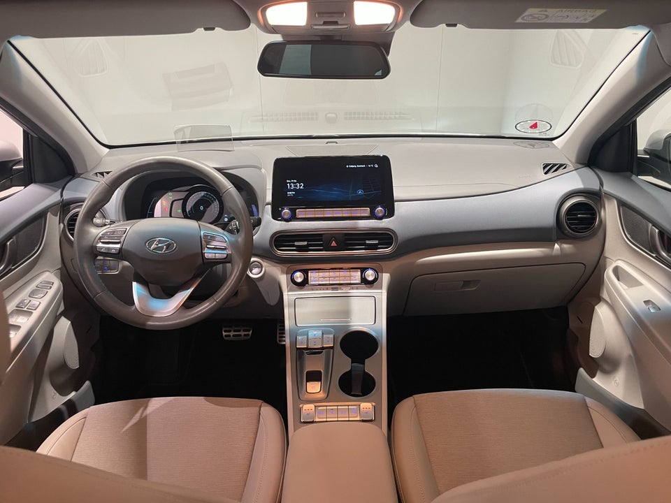 Hyundai Kona 64 EV Advanced Premium 5d