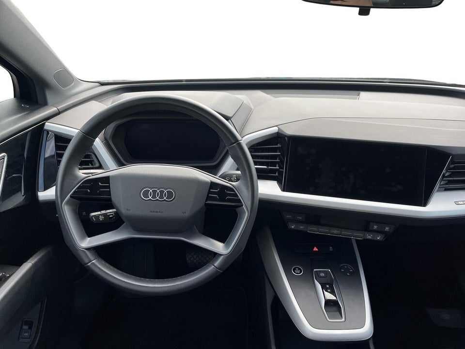 Audi Q4 e-tron 45 Progress 5d