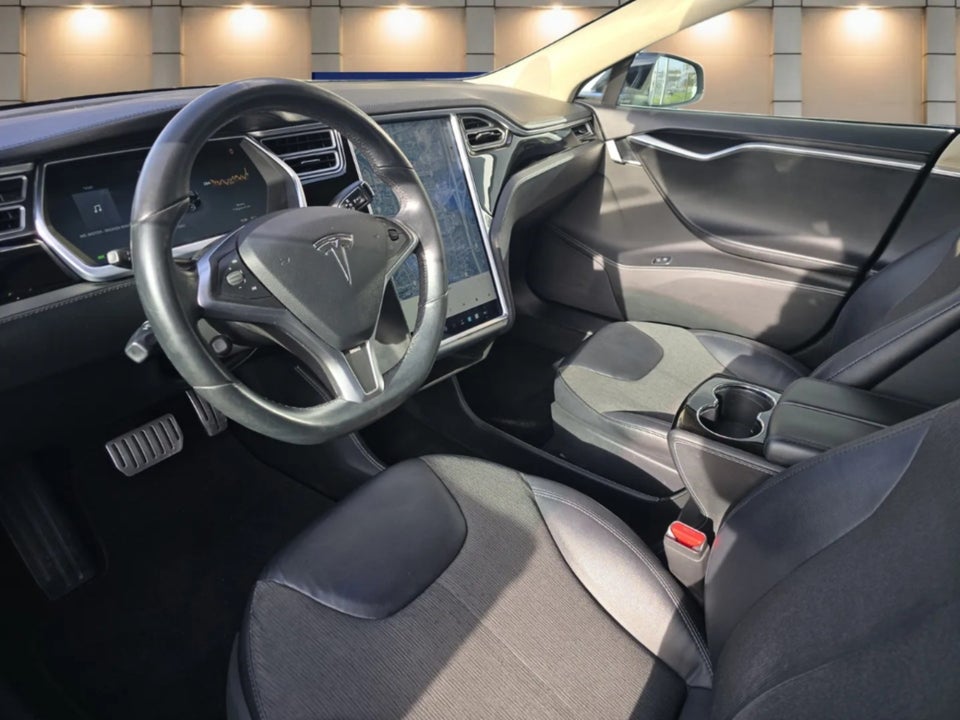 Tesla Model S P85 5d