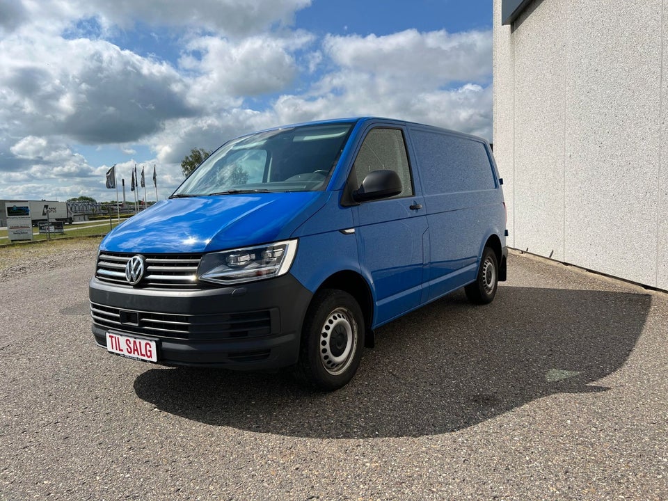 VW Transporter 2,0 TDi 150 Kassevogn DSG kort