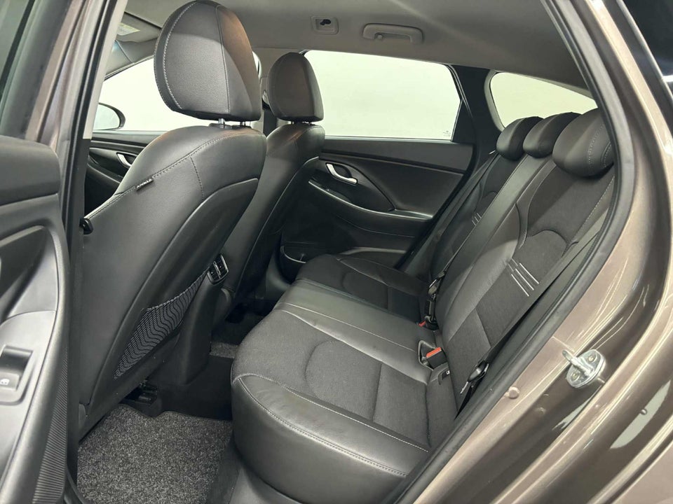 Hyundai i30 1,0 T-GDi Advanced stc. 5d