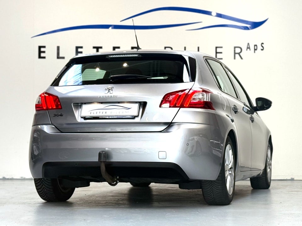 Peugeot 308 1,6 e-HDi 116 Active 5d