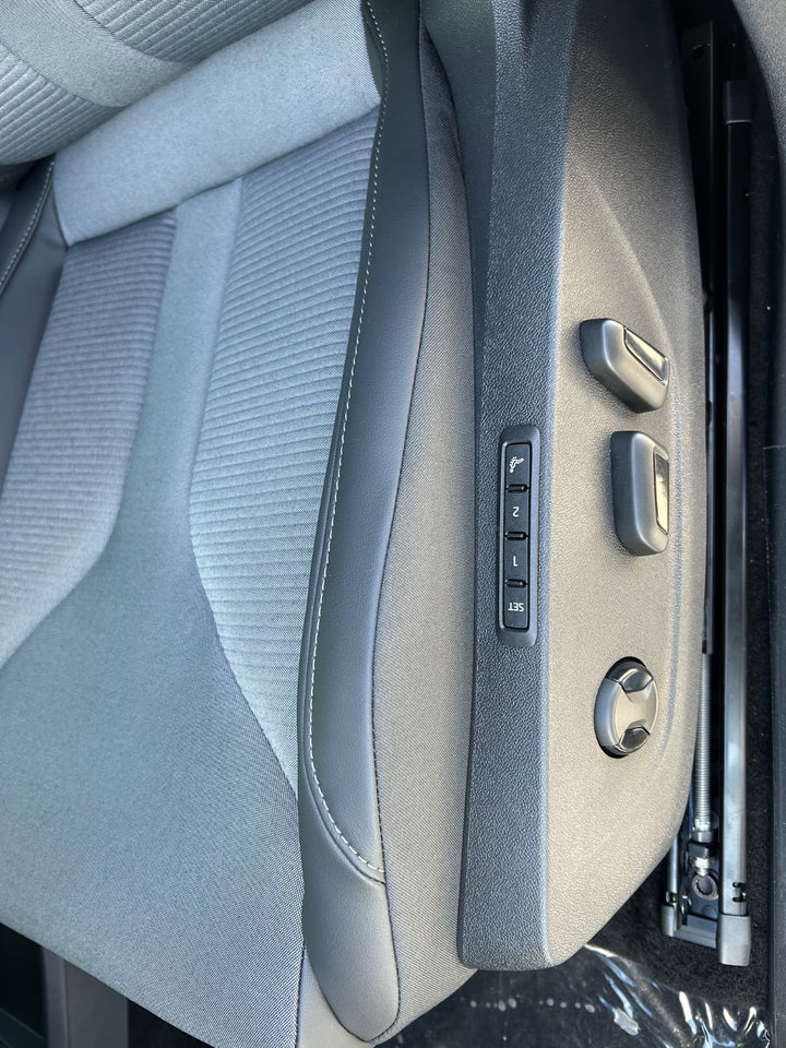 Skoda Enyaq 85 iV Premium 5d