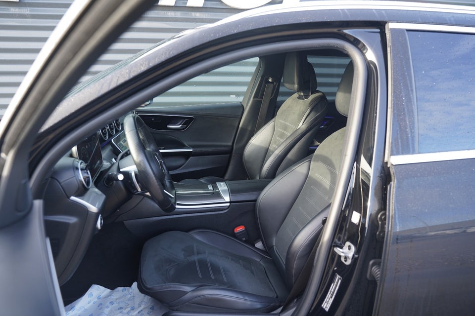 Mercedes C220 d 2,0 AMG Line stc. aut. 5d