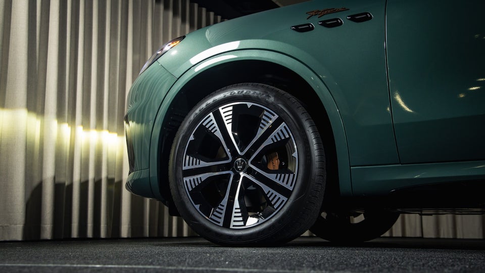 Maserati Grecale Folgore 5d