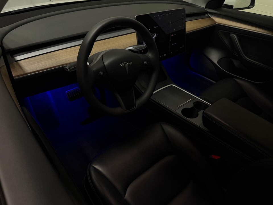 Tesla Model 3 Long Range AWD 4d