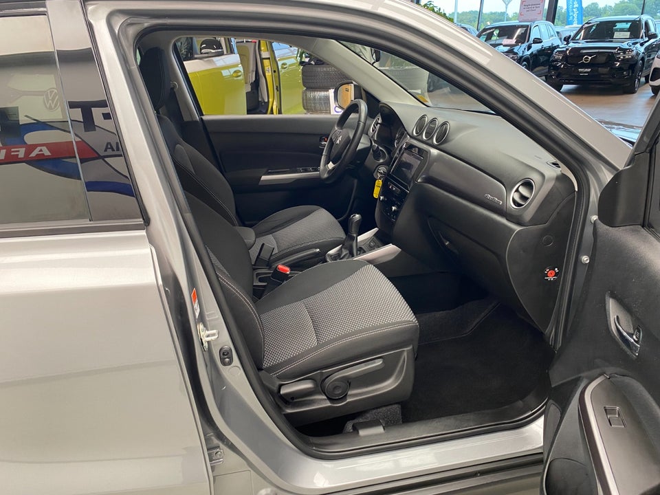 Suzuki Vitara 1,0 Boosterjet Active AllGrip 5d