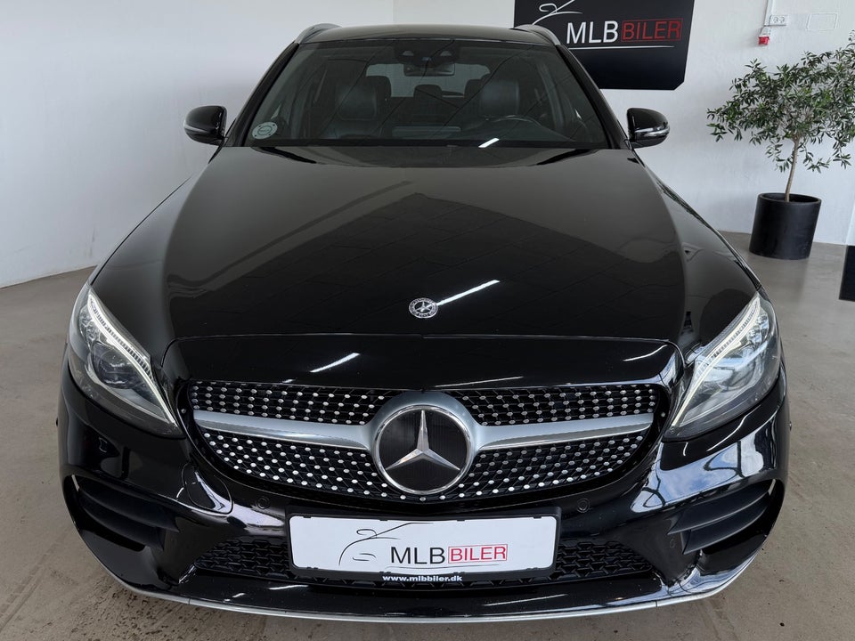 Mercedes C220 d 2,0 AMG Line stc. aut. 5d