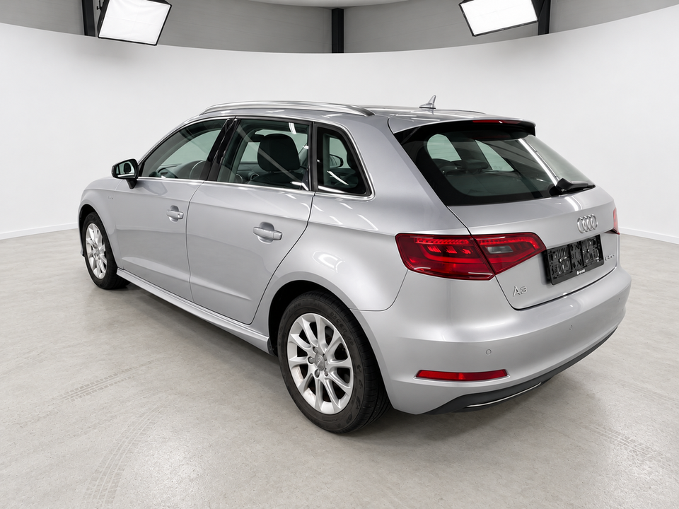 Audi A3 1,4 e-tron Sport Sportback S-tr. 5d