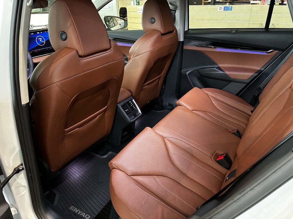 Skoda Enyaq 60 iV ecoSuite 5d