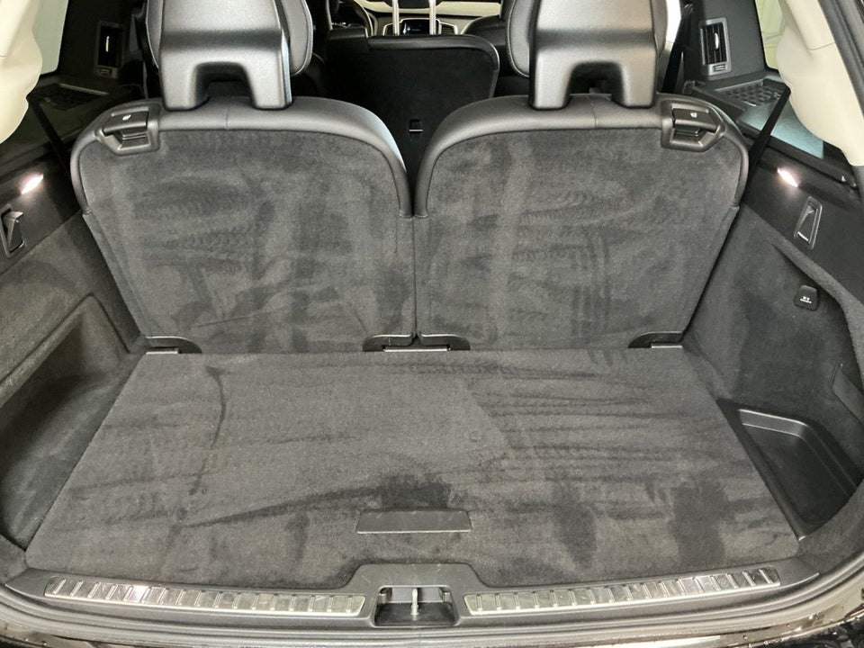 Volvo XC90 2,0 T8 ReCharge R-Design aut. AWD 7prs 5d