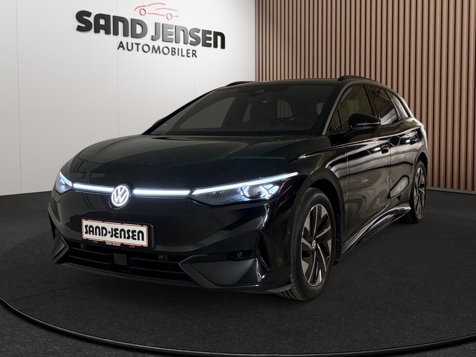 VW ID.7 77 Style Tourer 5d