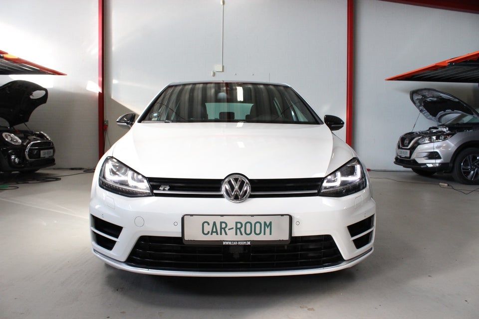 VW Golf VII 2,0 R DSG 4Motion BMT 5d